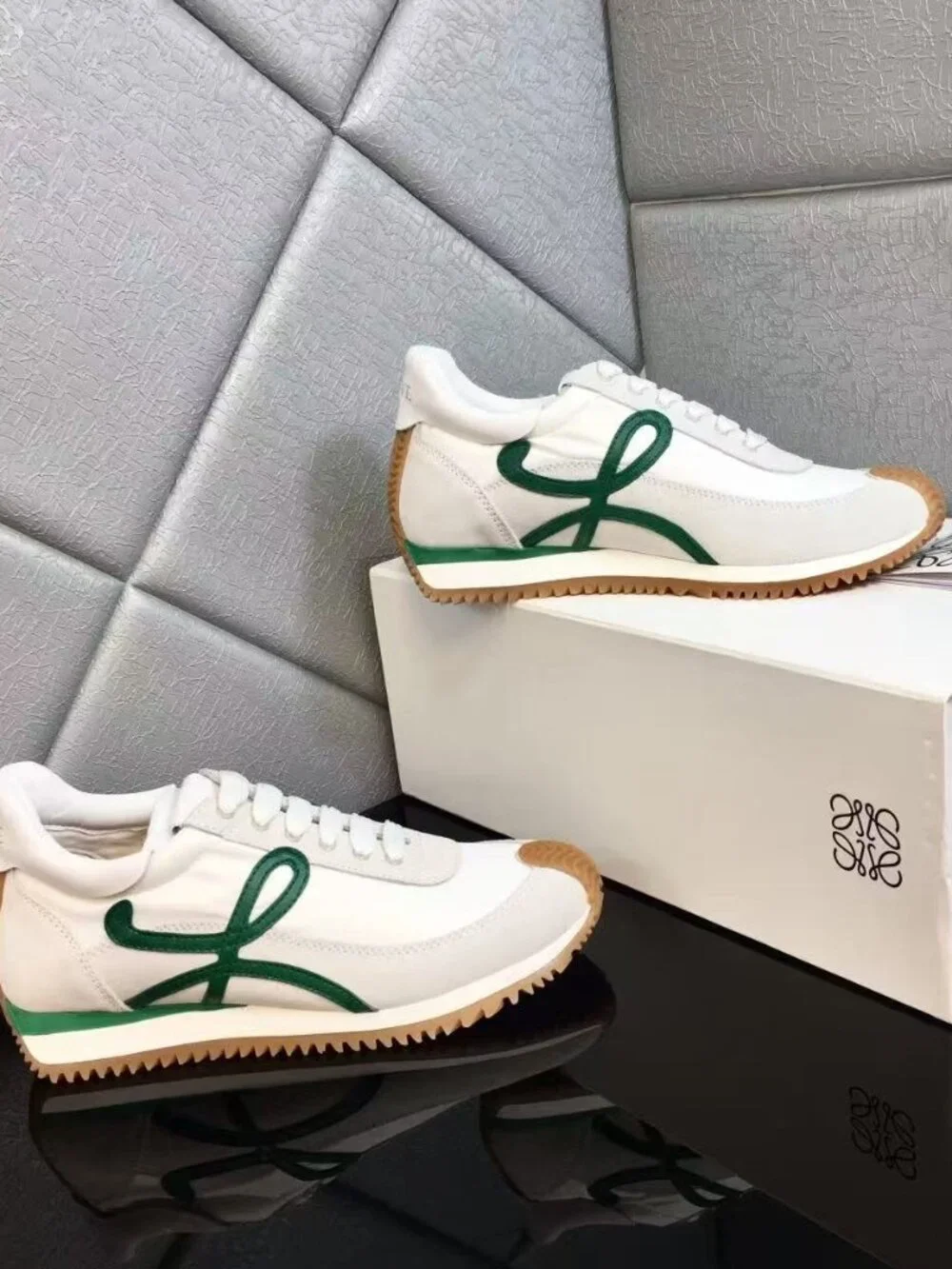 Loewe Women‘s Green Sneakers - Picture 3 of 5